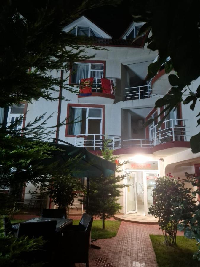 Vila Julia Costinesti Bagian luar foto